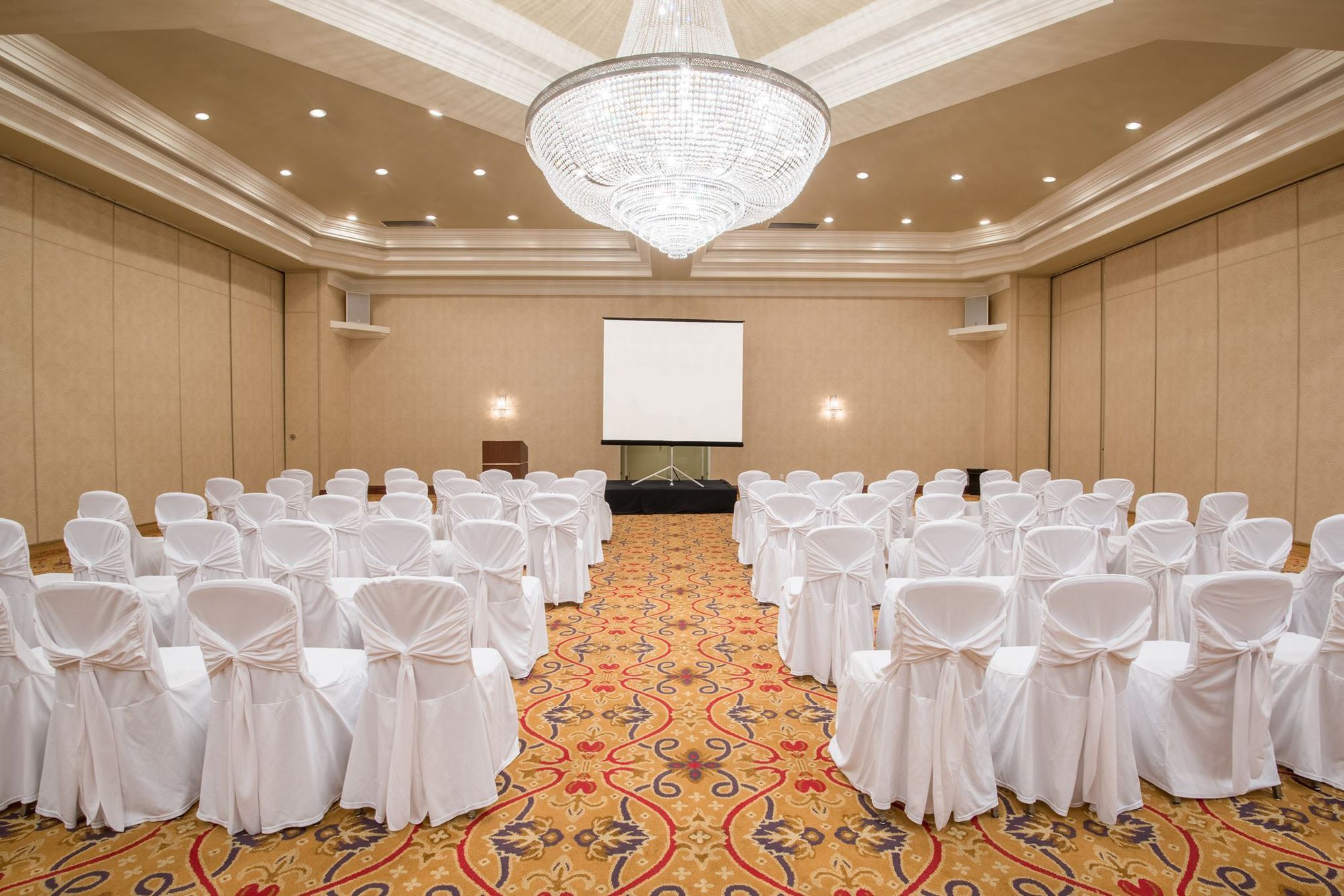 Hamilton Plaza Hotel And Conference Centre Εξωτερικό φωτογραφία